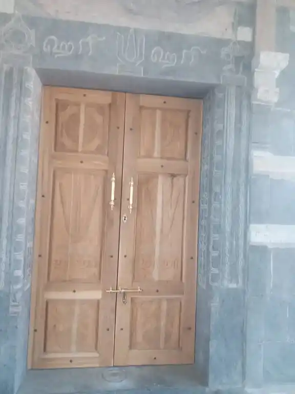 Arulmigu Thiruvengada Perumal Temple, Jothilnykknur - 625514 அருள்மிகு திருவேங்கடப் பெருமாள் திருக்கோயில், Jothilnykknur - 625514, Madurai - Ancient Temple Architecture and History Image 3