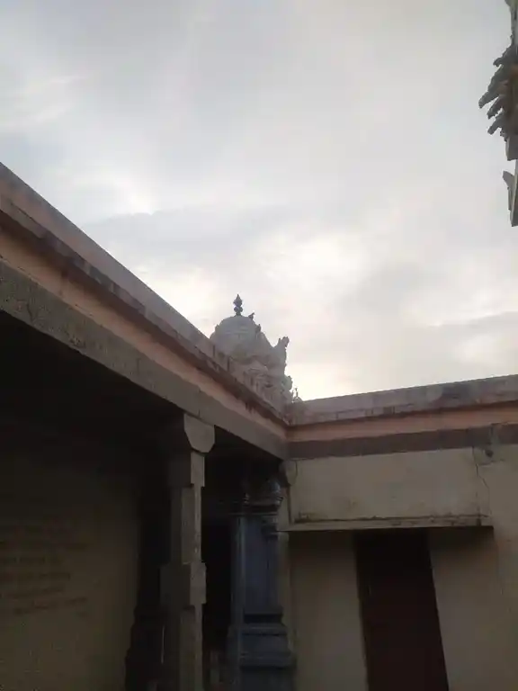 Arulmigu Thiruvengadamudaiyar Temple, Rettiyar Patti, Palayamkottai - 627007 அருள்மிகு திருவேங்கடமுடையான் திருக்கோயில், Rettiyar Patti, Palayamkottai - 627007, Tirunelveli - Ancient Temple Architecture and History Image 2