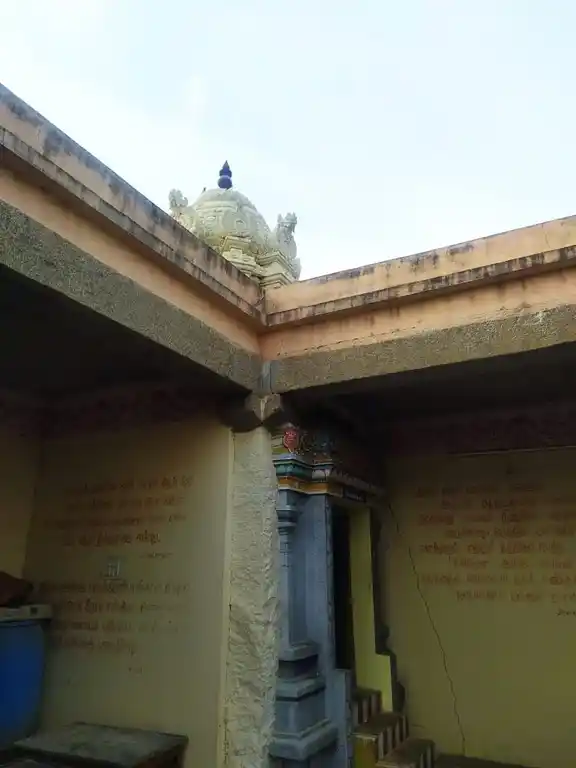 Arulmigu Thiruvengadamudaiyar Temple, Rettiyar Patti, Palayamkottai - 627007 அருள்மிகு திருவேங்கடமுடையான் திருக்கோயில், Rettiyar Patti, Palayamkottai - 627007, Tirunelveli - Ancient Temple Architecture and History Image 3