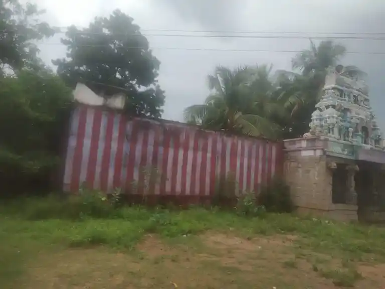 Arulmigu Thiruvengadanathasamy Temple, Elumalaii - 625535 அருள்மிகு திருவேங்கடநாதசாமி திருக்கோயில், Elumalaii - 625535, Madurai - Ancient Temple Architecture and History Image 2