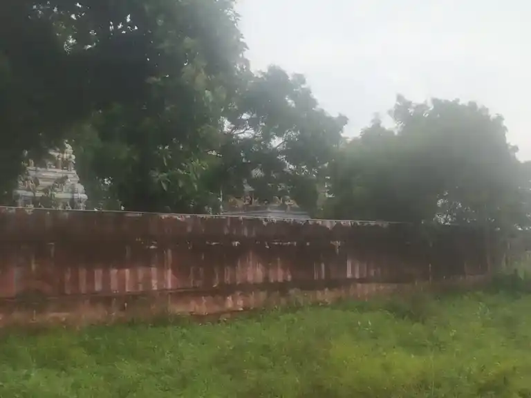 Arulmigu Thiruvengadanathasamy Temple, Elumalaii - 625535 அருள்மிகு திருவேங்கடநாதசாமி திருக்கோயில், Elumalaii - 625535, Madurai - Ancient Temple Architecture and History Image 3