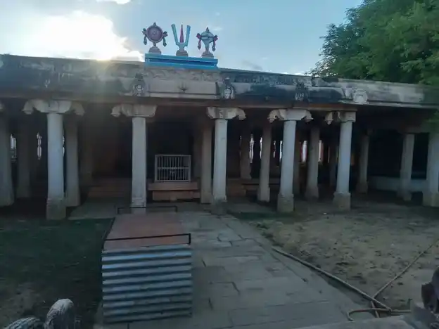 Arulmigu Thiruvengadathappar Temple, Kilpidagai Appankovil - 628601 அருள்மிகு திருவேங்கடத்தப்பர் திருக்கோயில் அப்பங்கோயில், கீழ்பிடாகை அப்பன்கோவில், கீழ்ப்பிடாகை அப்பன்கோவில் - 628601, Thoothukudi - Ancient Temple Architecture and History Image 4