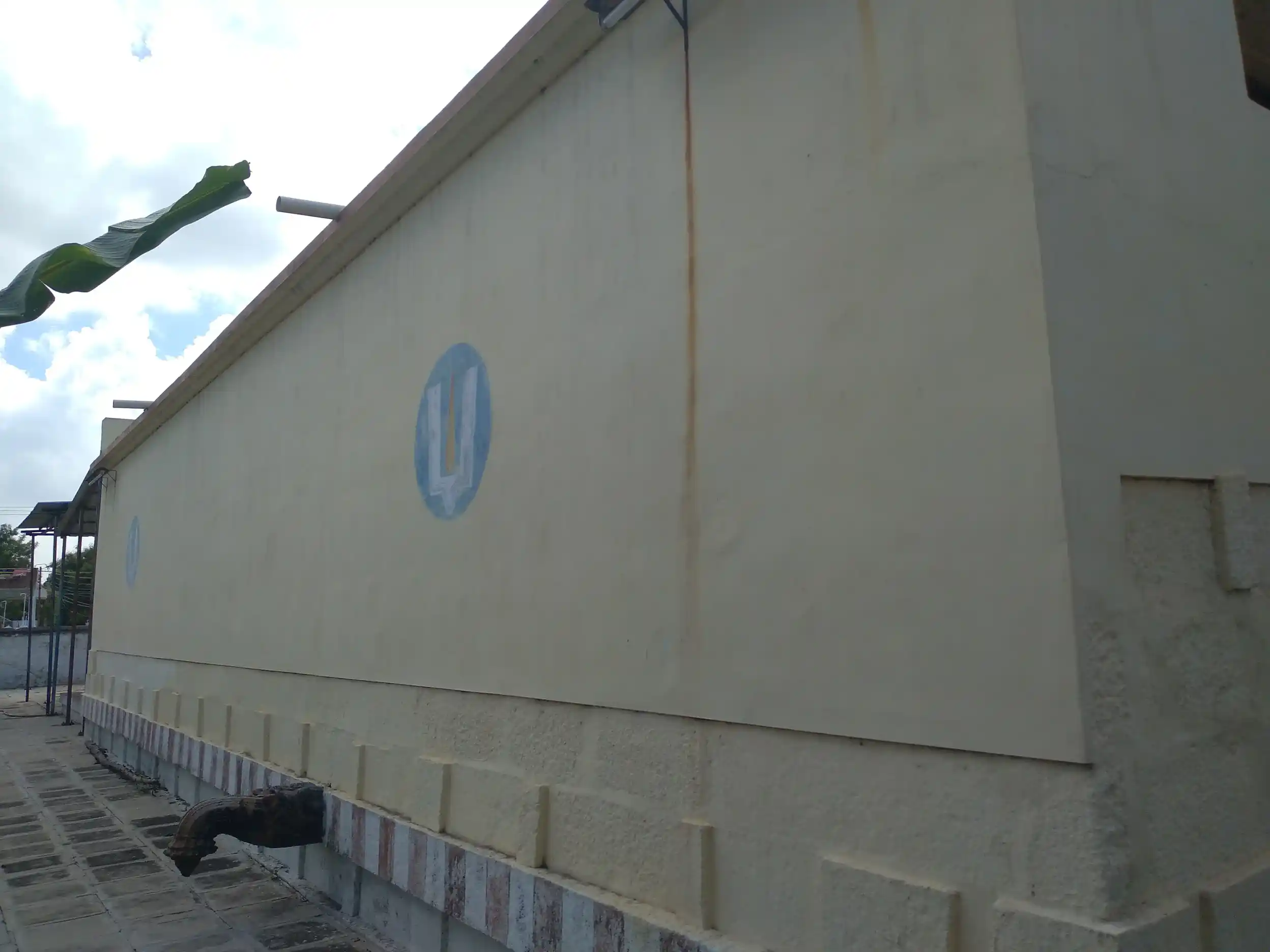 Arulmigu Thiruvengamudaiyan Temple, Nathikudi, Nathikudi. - 626137 அருள்மிகு திருவேங்கடமுடையான் திருக்கோயில், நதிக்குடி, நதிக்குடி கிராமம் - 626137, Virudhunagar - Ancient Temple Architecture and History Image 4