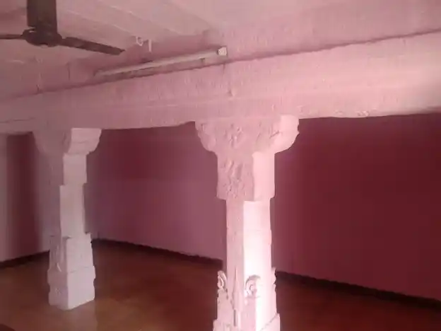 Arulmigu Thiruvenkada Perumal Temple, Mathur, Mathur - 626127 அருள்மிகு திருவேங்கடப் பெருமாள் திருக்கோயில், மாத்துர், மாத்துர் கிராமம் - 626127, Virudhunagar - Ancient Temple Architecture and History Image 4