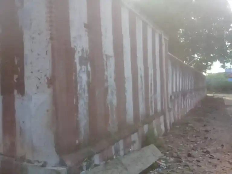 Arulmigu Thiruvenkadam Uriyar Temple, Alwarkarkulam - 628601 அருள்மிகு திருவேங்கடமுடையார் திருக்கோயில், ஆழ்வாா்கற்குளம் - 628601, Thoothukudi - Ancient Temple Architecture and History Image 4