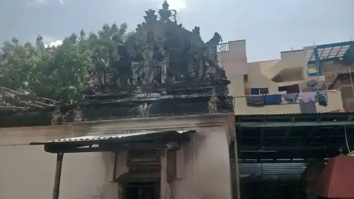 Arulmigu Thiruvenkadaperumal Temple, Usilampatti - 625532 அருள்மிகு திருவேங்கடப் பெருமாள் திருக்கோயில், உசிலம்பட்டி - 625532, Madurai - Ancient Temple Architecture and History Image 2