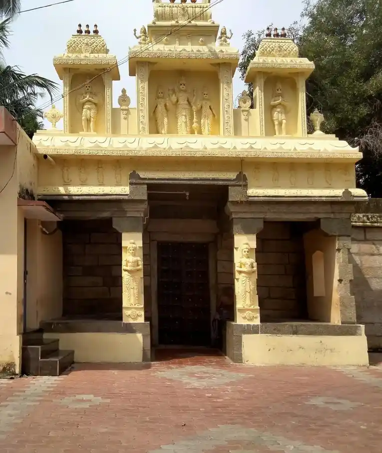 Arulmigu Thiruvenkidathappar Temple, Azhagiyapandipuram - 629851