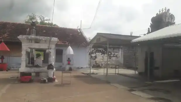 Arulmigu Thiruveswarar Temple, Singalandapuram - 637412 அருள்மிகு திருவேஸ்வரர் திருக்கோயில், Singalandapuram - 637412, Namakkal - Ancient Temple Architecture and History Image 3