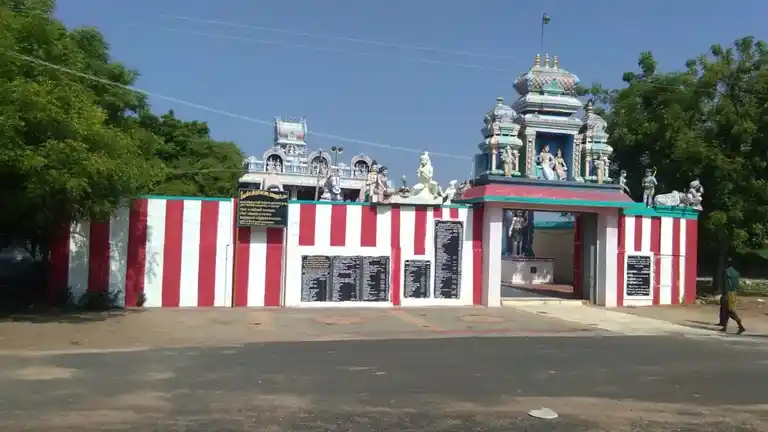 Arulmigu Thiruvettai Ayyanar Temple, Maruthankanallur - 630702 Arulmigu Thiruvettai Ayyanar Temple, Maruthankanallur - 630702, Sivagangai - Ancient Temple Architecture and History Image 2