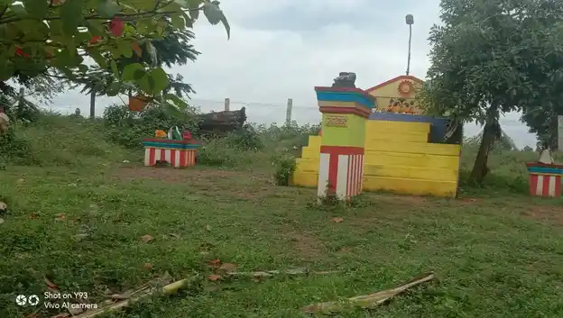 Arulmigu Thiruvettai Ayyanar Temple, Paiyur - 630561 அருள்மிகு. திருவேட்டை அய்யனார் திருக்கோயில், Paiyur - 630561, Sivagangai - Ancient Temple Architecture and History Image 3