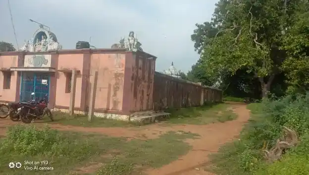 Arulmigu Thiruvettai Ayyannar Temple, Okkurputhur - 630557 அருள்மிகு. திருவேட்டை அய்யனார் திருக்கோயில், Okkurputhur - 630557, Sivagangai - Ancient Temple Architecture and History Image 2