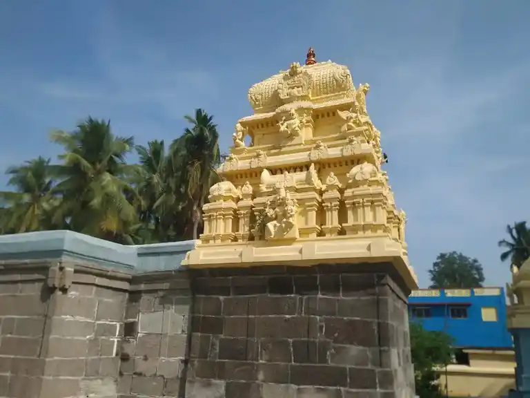 Arulmigu Thiruvooraga Varadharaja Perumal Temple, Perunagar - 603402 அருள்மிகு திருவூரக வரதராஜப்பெருமாள் திருக்கோயில், Perunagar, Perunagar - 603402, Kancheepuram - Ancient Temple Architecture and History Image 4