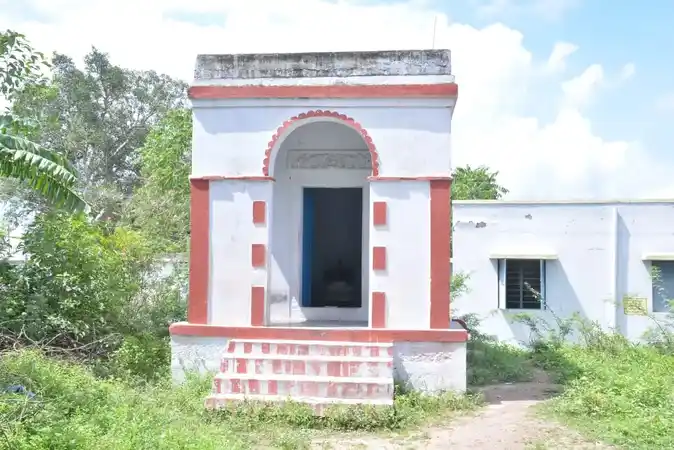 Arulmigu Thiyagaraja Perumal Temple, Mannarkottai, Mannarkottai - 626204 அருள்மிகு தியாகராஜப் பெருமாள் திருக்கோயில், மன்னார்கோட்டை, மன்னார்கோட்டை - 626204, Virudhunagar - Ancient Temple Architecture and History Image 3