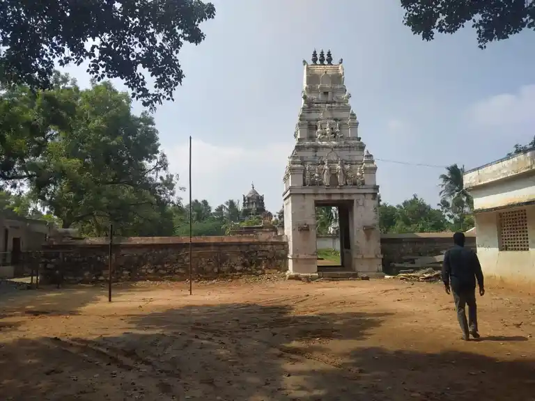 Arulmigu Tholeeswarar Temple, Periiyakuruchi - 621719 அருள்மிகு தோளீஸ்வரர் திருக்கோயில்,  - 621719, Ariyalur - Ancient Temple Architecture and History Image 2