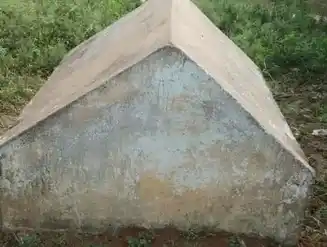 Arulmigu Thondainattan Temple, Inside The Village, Atrambakkam - 602001 அருள்மிகு தொண்டைநாட்டன் திருக்கோயில், Inside The Village, Atrambakkam - 602001, Tiruvallur - Ancient Temple Architecture and History Image 4