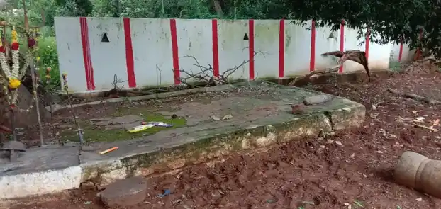 Arulmigu Thonthi Karuppanaswamy Temple, Silambakkonpatti - 625103 அருள்மிகு தொந்தி கருப்பணசுவாமி கோயில், Silambakkonpatti - 625103, Madurai - Ancient Temple Architecture and History Image 6