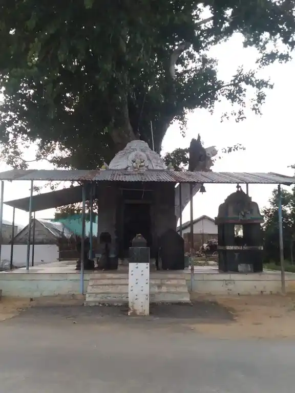 Arulmigu Thonthipilliyar Temple, Ulipuram - 636118 அருள்மிகு தொந்தி பிள்ளையார் திருக்கோயில், Ulipuram - 636118, Salem - Ancient Temple Architecture and History Image 3