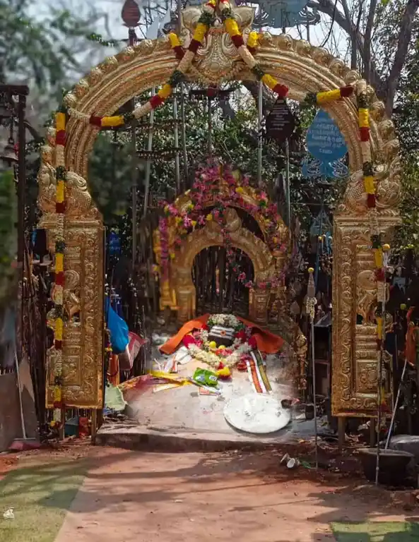 Arulmigu Thoondikarupannaswamy Temple, Valanadu - 621305 அருள்மிகு துண்டிகருப்பண்ணசாமி, Valanadu - 621305, Thiruchirappalli - Ancient Temple Architecture and History Image 4