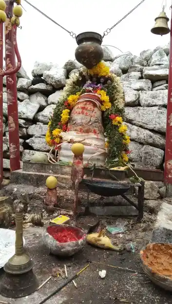 Arulmigu Thoppaiya Swamy Temple, R.Kombai - 624706 அருள்மிகு தொப்பையா சாமி திருக்கோயில், R.Kombai - 624706, Dindigul - Ancient Temple Architecture and History Image 2