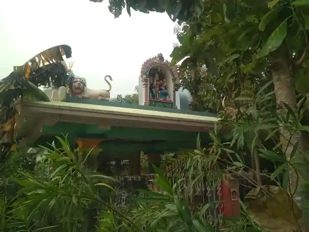 Arulmigu Thoppalamman Temple, Near Lake View, Melapudi - 631207 அருள்மிகு தோப்பாளம்மன் திருக்கோயில், Near Lake View, Melapudi - 631207, Tiruvallur - Ancient Temple Architecture and History Image 2