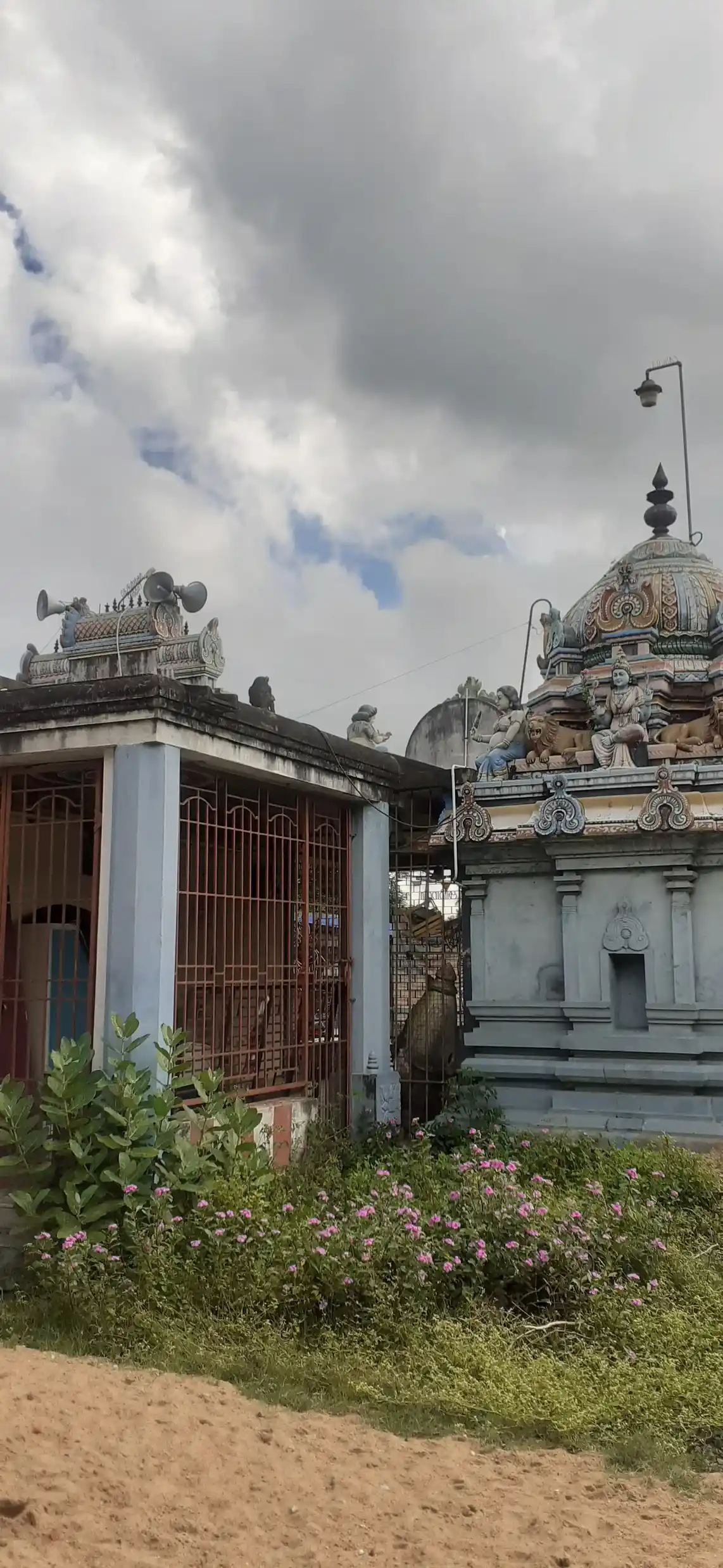 Arulmigu Thorapathiamman Temple, Orathur - 614403 Arulmigu Thorapathiamman Temple, Orathur - 614403, Thiruvarur - Ancient Temple Architecture and History Image 4