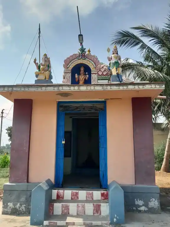 Arulmigu Thotanampatti Muthalamman Temple, Silvarpatti - 624709 அருள்மிகு தொட்டனம்பட்டி முத்தாலம்மன் கோயில், Silvarpatti - 624709, Dindigul - Ancient Temple Architecture and History Image 4