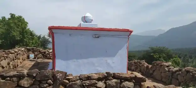 Arulmigu Thotaraya Swamy Temple, Dasaripatti - 624620 அருள்மிகு தொட்டராய சுவாமி திருக்கோயில், Dasaripatti - 624620, Dindigul - Ancient Temple Architecture and History Image 2