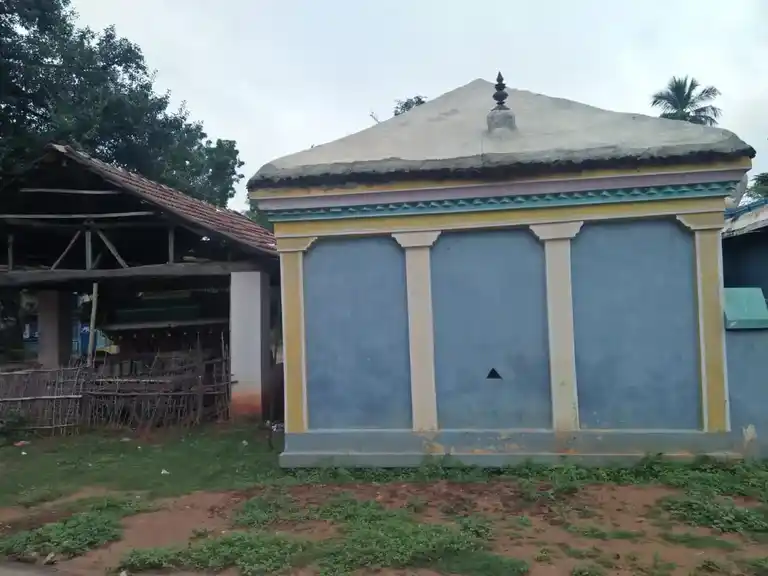 Arulmigu Throupathiamman Temple, Athanankurichi - 621719 Arulmigu Throupathiamman Temple,  - 621719, Ariyalur - Ancient Temple Architecture and History Image 3