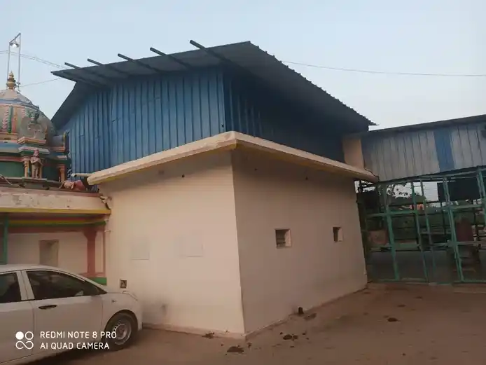 Arulmigu Throupathiamman Temple, Inside The Village, Kadamabathur - 602001 அருள்மிகு திரௌபதியம்மன் திருக்கோயில், Inside The Village, Kadamabathur - 602001, Tiruvallur - Ancient Temple Architecture and History Image 4