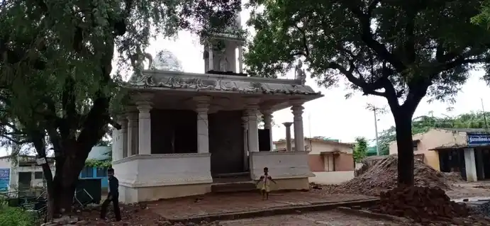 Arulmigu Throupathiamman Temple, Karupilakattalai - 621651 Arulmigu Throupathiamman Temple, Karupilakattalai - 621651, Ariyalur - Ancient Temple Architecture and History Image 4