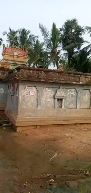 Arulmigu Throupathiamman Temple, Near Street, Panpakkam - 601201 அருள்மிகு திரௌபதியம்மன் திருக்கோயில், Near Street, Panpakkam - 601201, Tiruvallur - Ancient Temple Architecture and History Image 2