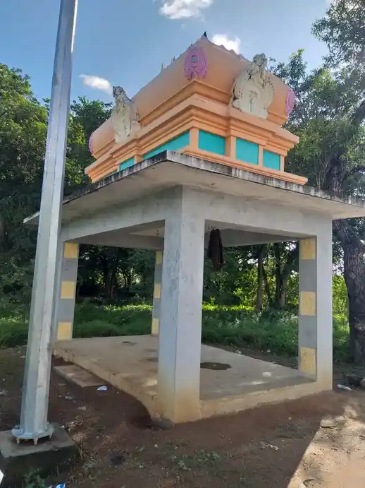 Arulmigu Throwbathi Amman Temple, Thenmelpakkam - 603002 அருள்மிகு திரௌபதி அம்மன் திருக்கோயில், Thenmelpakkam - 603002, Chengalpattu - Ancient Temple Architecture and History Image 2