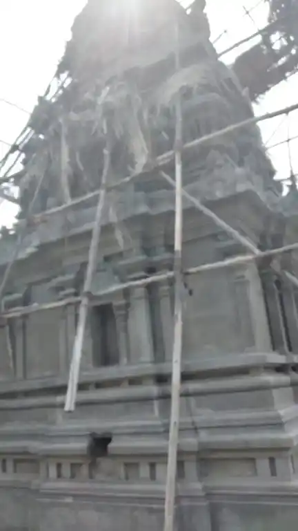 Arulmigu Throwpatheyamman Temple, Olugaimetopalaiyam, Olugaimettupalaiyam - 609307 Arulmigu Throwpatheyamman Temple, Olugaimetopalaiyam, Olugaimetopalaiyam - 609307, Mayiladuthurai - Ancient Temple Architecture and History Image 2