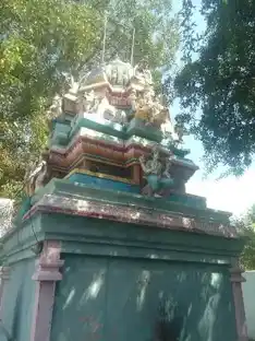 Arulmigu Throwpathi Amman Mariamman Temple, Senguttai - 632007 அருள்மிகு திரௌபதியம்மன், மாரியம்மன் திருக்கோயில், செங்குட்டை - 632007, Vellore - Ancient Temple Architecture and History Image 5