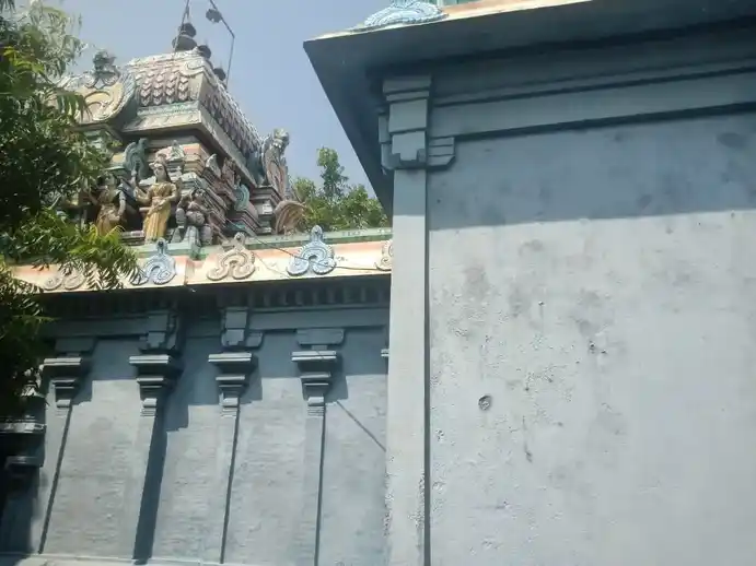 Arulmigu Throwpathiamman, Mariamman Temple, Uthamachozamangalam - 608002 அருள்மிகு திரௌபதியம்மன் , மாரியம்மன் திருக்கோயில், Uthamachozamangalam - 608002, Cuddalore - Ancient Temple Architecture and History Image 4