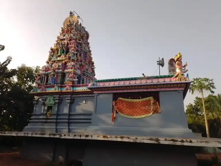 Arulmigu Throwpathiamman Temple, Karumpur - 607205 அருள்மிகு திரௌபதி அம்மன் கோயில், Karumpur - 607205, Cuddalore - Ancient Temple Architecture and History Image 4