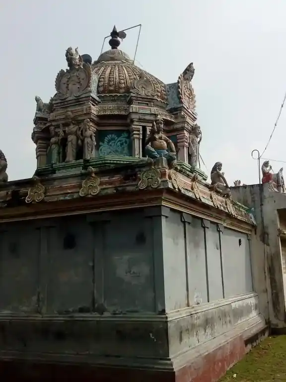 Arulmigu Throwpathiyamman Temple, Chandirapadi - 609307 அருள்மிகு திரௌபதியம்மன்அய்யனார் திருக்கோயில், Chandirapadi - 609307, Mayiladuthurai - Ancient Temple Architecture and History Image 4