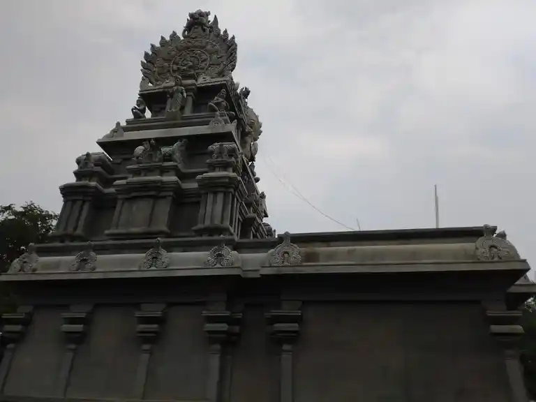 Arulmigu Throwpathiyamman Temple, Chithiraisavadi - 607106 அருள்மிகு திரௌபதியம்மன் கோயில், Chithiraisavadi - 607106, Cuddalore - Ancient Temple Architecture and History Image 4