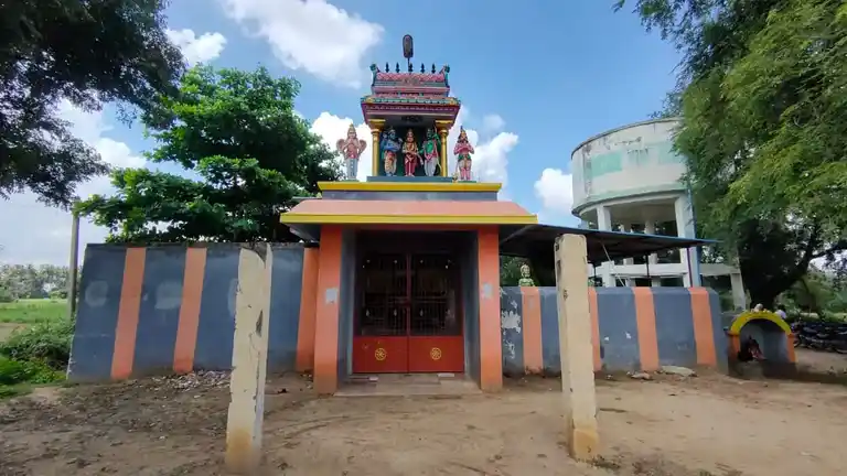 Arulmigu Throwpathiyamman Temple, Iyur Agaram - 605601 அருள்மிகு திரௌபதியம்மன் திருக்கோயில், Iyur Agaram - 605601, Viluppuram - Ancient Temple Architecture and History Image 3