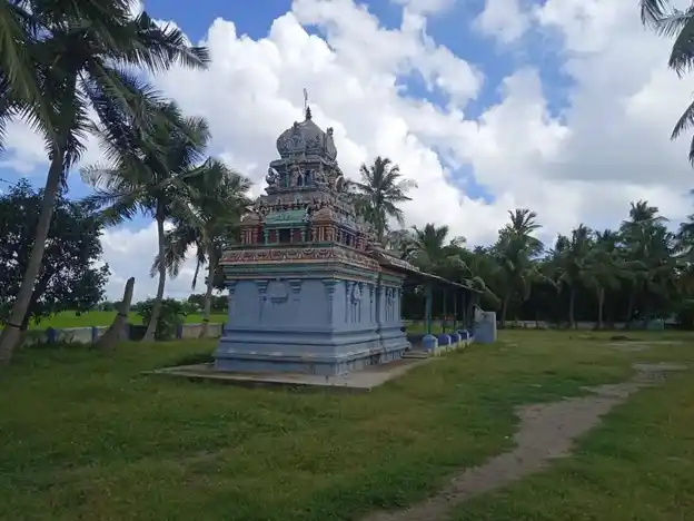 Arulmigu Throwpathiyamman Temple, Melaperumalai - 614703 அருள்மிகு திரௌபதையம்மன் திருக்கோயில், Melaperumalai - 614703, Thiruvarur - Ancient Temple Architecture and History Image 4