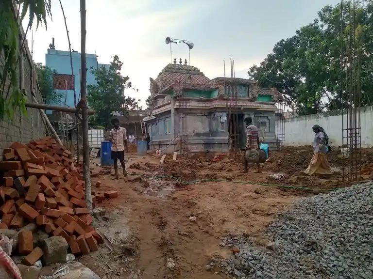 Arulmigu Throwpathiyamman Temple, Puranasingapalayam - 605107 அருள்மிகு திரௌபதியம்மன் திருக்கோயில், Puranasingapalayam - 605107, Viluppuram - Ancient Temple Architecture and History Image 4
