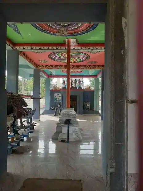 Arulmigu Throwpathiyamman Temple, Siruvallikuppam - 605501 அருள்மிகு திரௌபதியம்மன் திருக்கோயில், Siruvallikuppam - 605501, Viluppuram - Ancient Temple Architecture and History Image 2