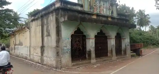 Arulmigu Throwpathiyamman Temple, Valangaiman - 612804 அருள்மிகு திரௌபதியம்மன் திருக்கோயில், Valangaiman - 612804, Thiruvarur - Ancient Temple Architecture and History Image 3