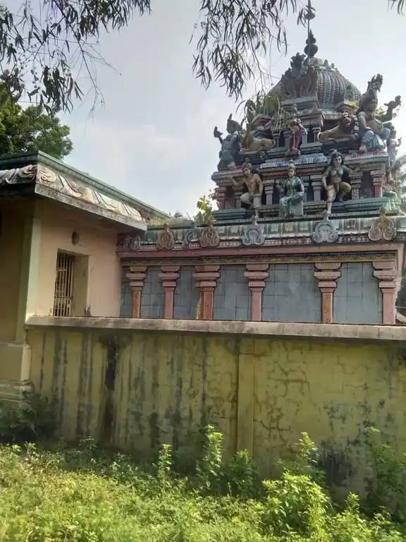Arulmigu Throwpathiyamman Temple, Villiniurpu, Villiniurpu - 609306 அ/மி. திரெளபதியம்மன் திருக்கோயில், Villiniurpu, Villiniurpu - 609306, Mayiladuthurai - Ancient Temple Architecture and History Image 4