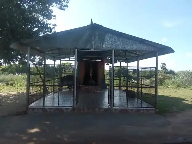 Arulmigu Throwpathy Amman Temple, Orathur - 614016 அருள்மிகு திரௌபதியம்மன் திருக்கோயில், Orathur - 614016, Thiruvarur - Ancient Temple Architecture and History Image 2