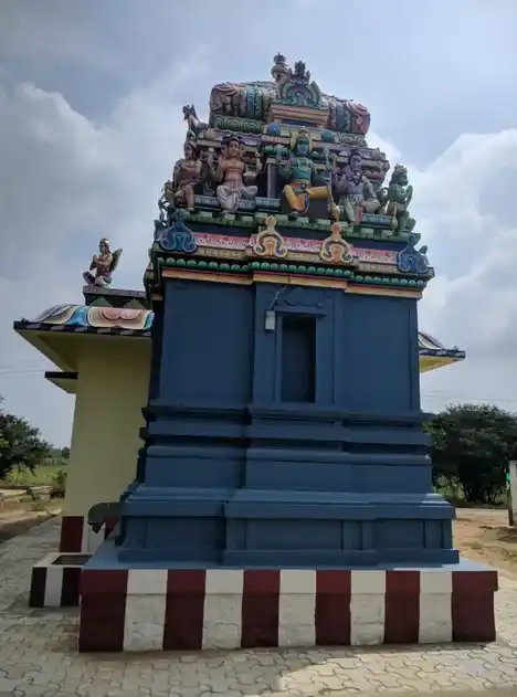 Arulmigu Thulasinarayanaperumal Temple, Ernapuram - 637003 அருள்மிகு துளசிநாராயணப்பெருமாள் திருக்கோயில், Ernapuram - 637003, Namakkal - Ancient Temple Architecture and History Image 2
