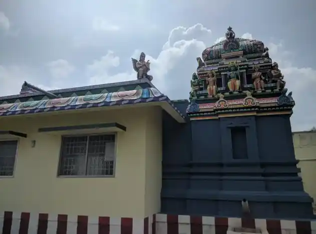 Arulmigu Thulasinarayanaperumal Temple, Ernapuram - 637003 அருள்மிகு துளசிநாராயணப்பெருமாள் திருக்கோயில், Ernapuram - 637003, Namakkal - Ancient Temple Architecture and History Image 4