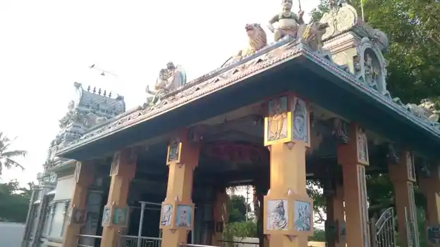 Arulmigu Thulukkanathamman Temple, Voyalur - 601204 அருள்மிகு துலுக்கானத்தம்மன் திருக்கோயில், வயலூர் - 601204, Tiruvallur - Ancient Temple Architecture and History Image 4