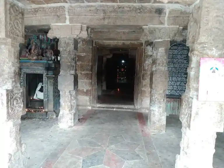 Arulmigu Thurvarsakar Temple, Kela Veethi - 610001 அருள்மிகு துர்வாசகர் திருக்கோயில், Kela Veethi - 610001, Thiruvarur - Ancient Temple Architecture and History Image 9