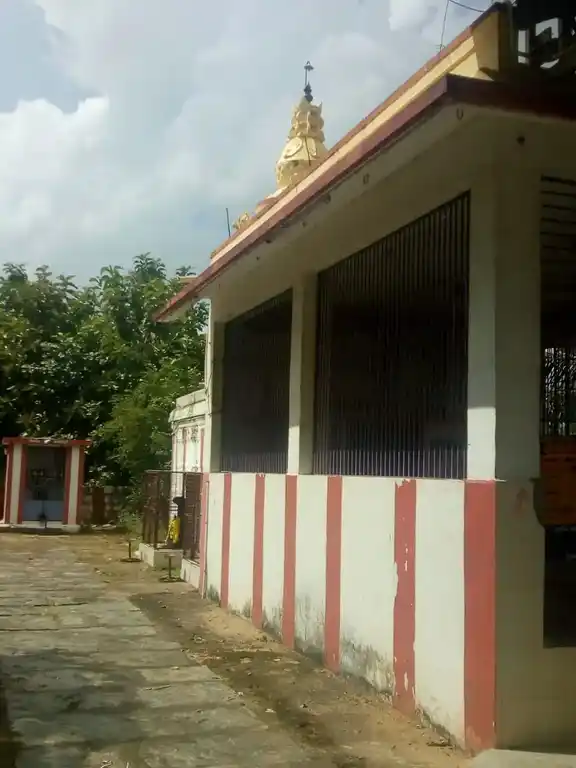 Arulmigu Tiruvetteswarar Temple, Vao Office Opp, Agoor - 631209 அருள்மிகு திருவேட்டீஸ்வரர் திருக்கோயில், Vao Office Opp, Agoor - 631209, Tiruvallur - Ancient Temple Architecture and History Image 2